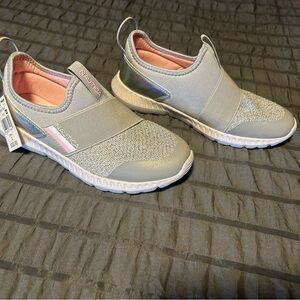 NWT Girls Silver Nautica Slip On Steeper Shoes